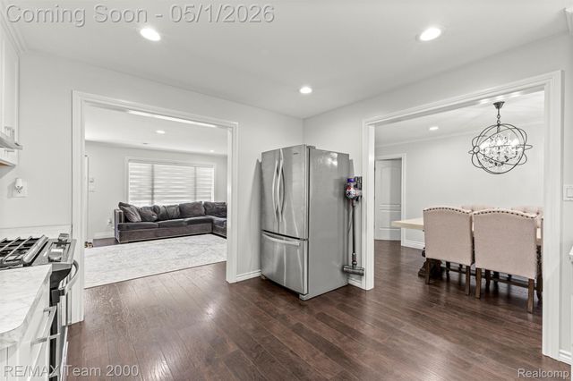 26622 Hass Street, Dearborn Heights, MI 48127
