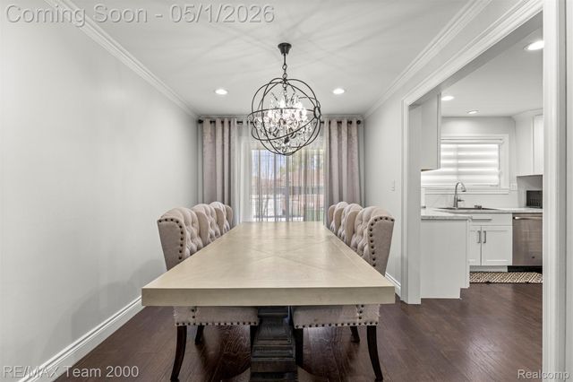 26622 Hass Street, Dearborn Heights, MI 48127