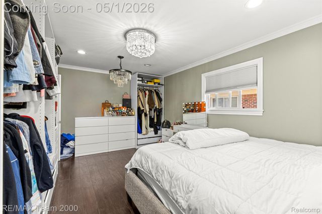 26622 Hass Street, Dearborn Heights, MI 48127