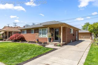26622 Hass Street, Dearborn Heights, MI 48127