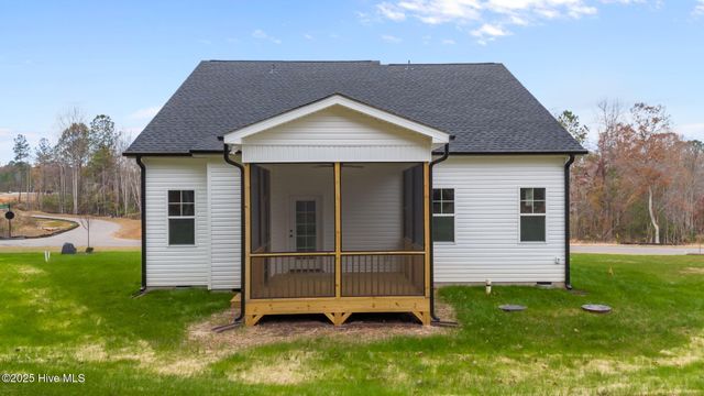 20 Stream View Way, Spring Hope, NC 27882