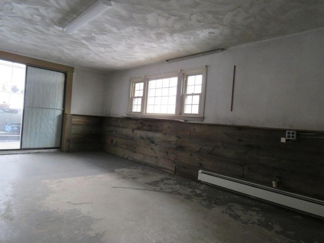 103 Bypass 28, Derry, NH 03038