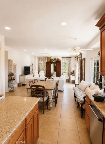 675 Winners Circle, San Jacinto, CA 92582