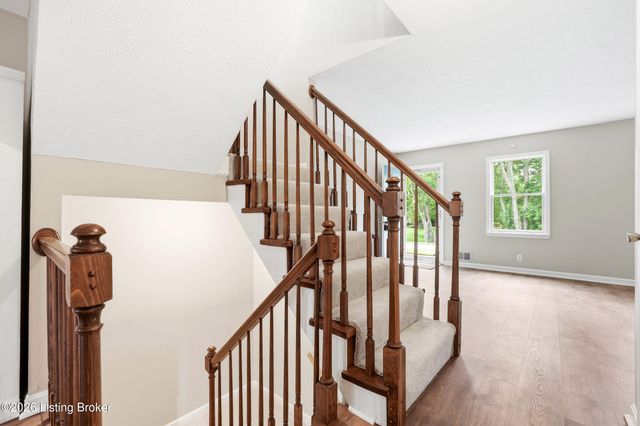 3021 Bushmill Park, Louisville, KY 40241