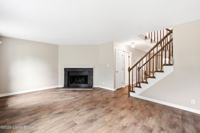 3021 Bushmill Park, Louisville, KY 40241