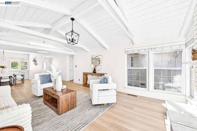 123 123 Kelobra Ct, Walnut Creek, CA 94598