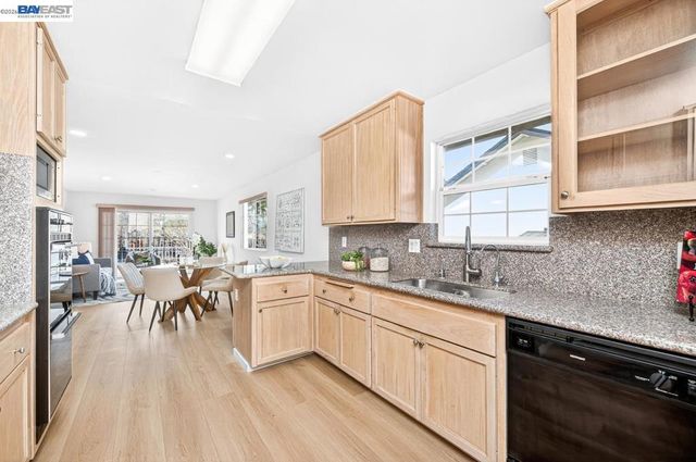 123 123 Kelobra Ct, Walnut Creek, CA 94598