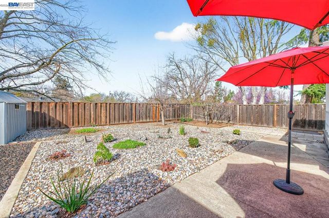 123 123 Kelobra Ct, Walnut Creek, CA 94598