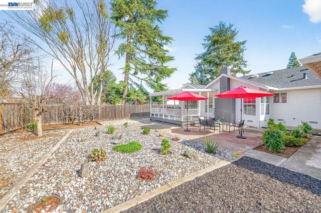 123 123 Kelobra Ct, Walnut Creek, CA 94598