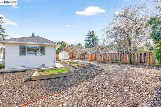 123 123 Kelobra Ct, Walnut Creek, CA 94598