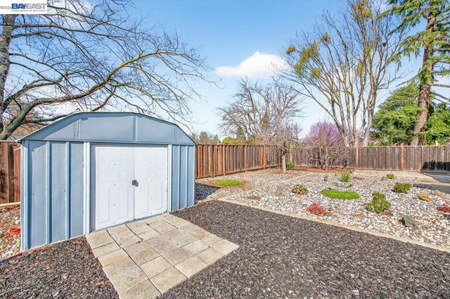 123 123 Kelobra Ct, Walnut Creek, CA 94598