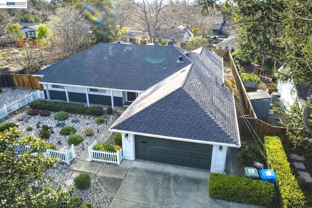 123 123 Kelobra Ct, Walnut Creek, CA 94598