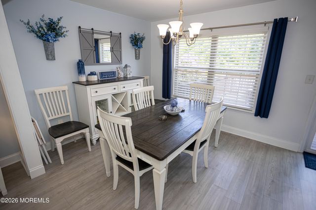 18 Pero Court, Sayreville, NJ 08872