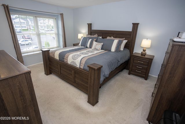 18 Pero Court, Sayreville, NJ 08872