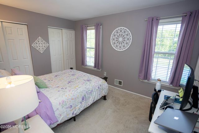 18 Pero Court, Sayreville, NJ 08872