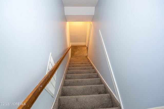 18 Pero Court, Sayreville, NJ 08872