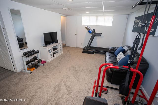 18 Pero Court, Sayreville, NJ 08872