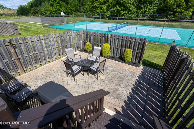 18 Pero Court, Sayreville, NJ 08872