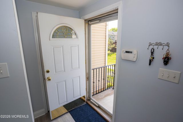18 Pero Court, Sayreville, NJ 08872