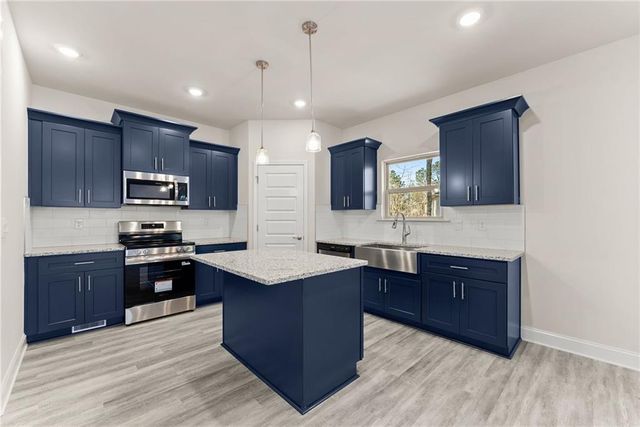 657 Forest Way, Cornelia, GA 30531