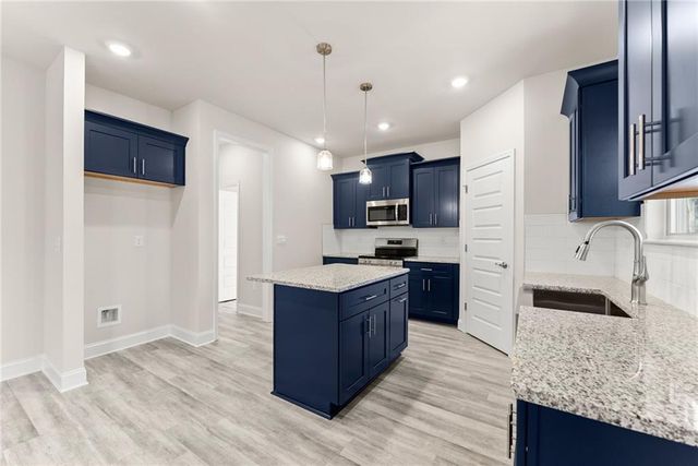 657 Forest Way, Cornelia, GA 30531