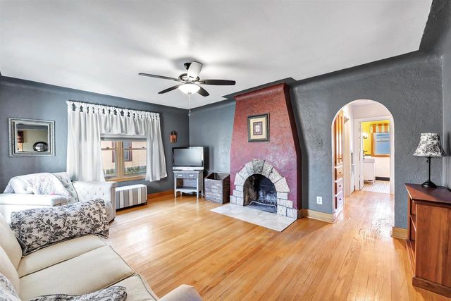 215 GRAY STREET, Green Bay, WI 54303