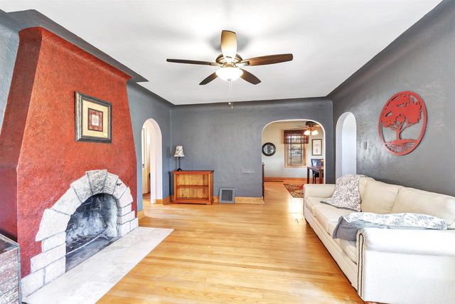 215 GRAY STREET, Green Bay, WI 54303