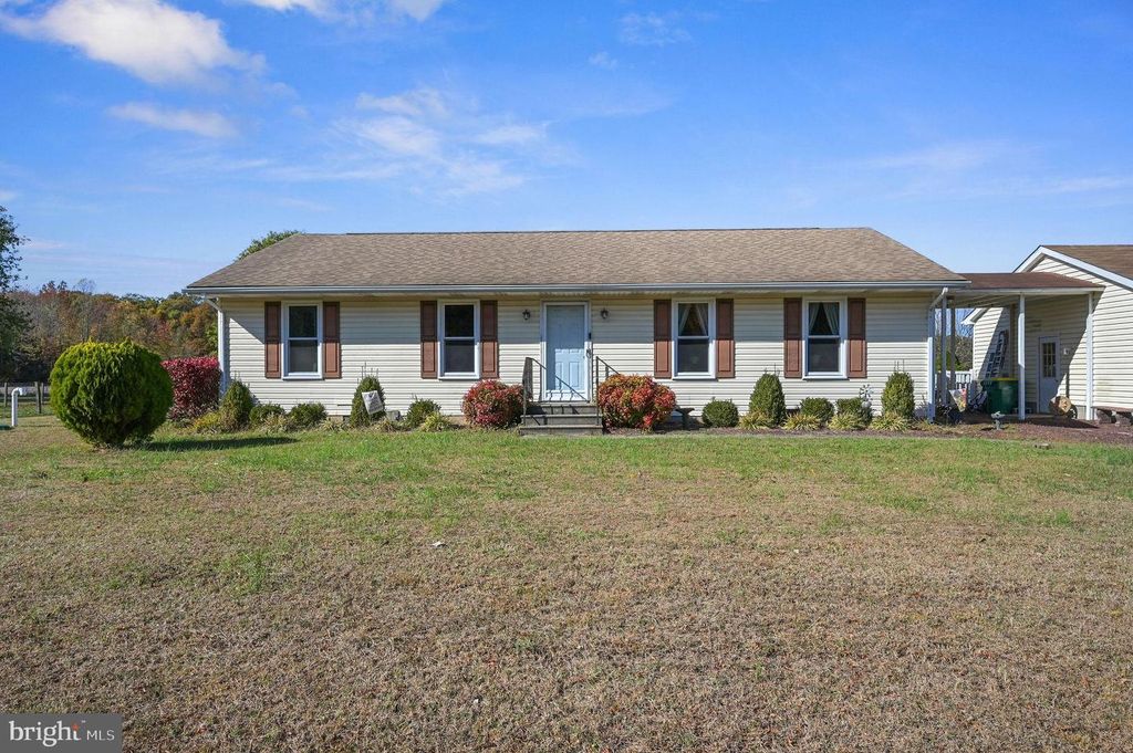 2463 HALLTOWN RD, Hartly, DE 19953