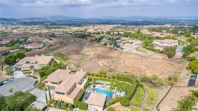 455 Wrightwood Court, Riverside, CA 92506