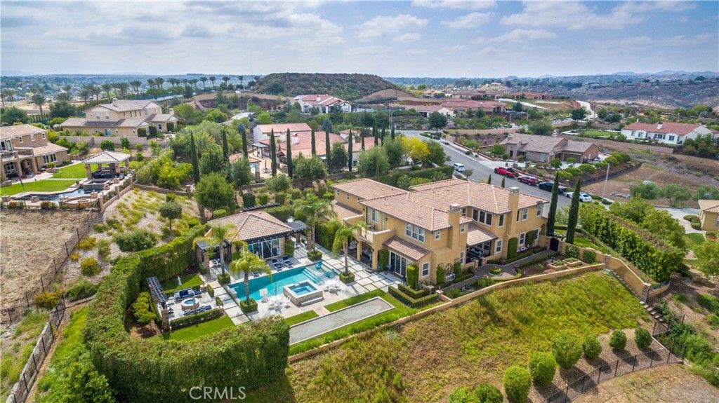 455 Wrightwood Court, Riverside, CA 92506 — photo 2