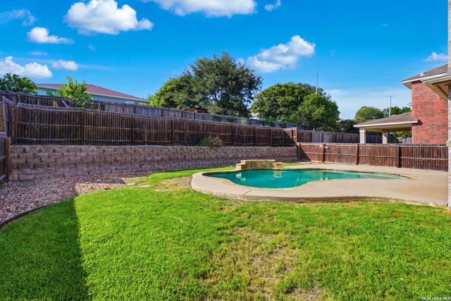 233 SPRINGTREE TRL, Cibolo, TX 78108