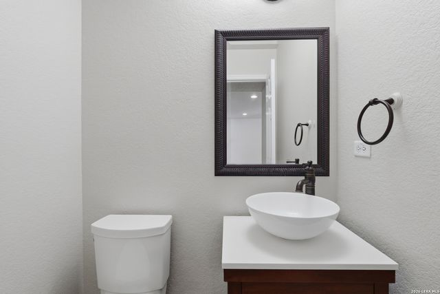 233 SPRINGTREE TRL, Cibolo, TX 78108