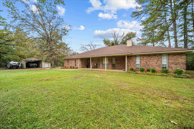 1520 N Texas Ave, Palestine, TX 75803