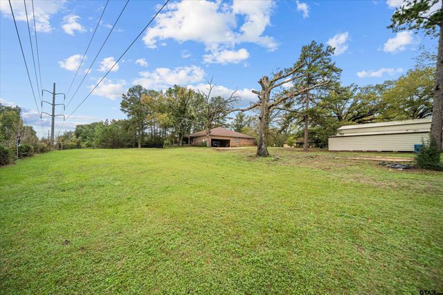 1520 N Texas Ave, Palestine, TX 75803