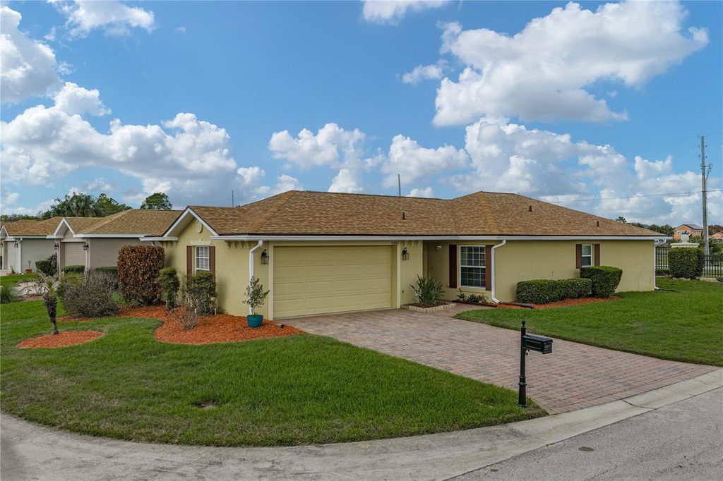 Image 2 of property listing at 4201 BERWICK DRIVE, Lake Wales, FL 33859