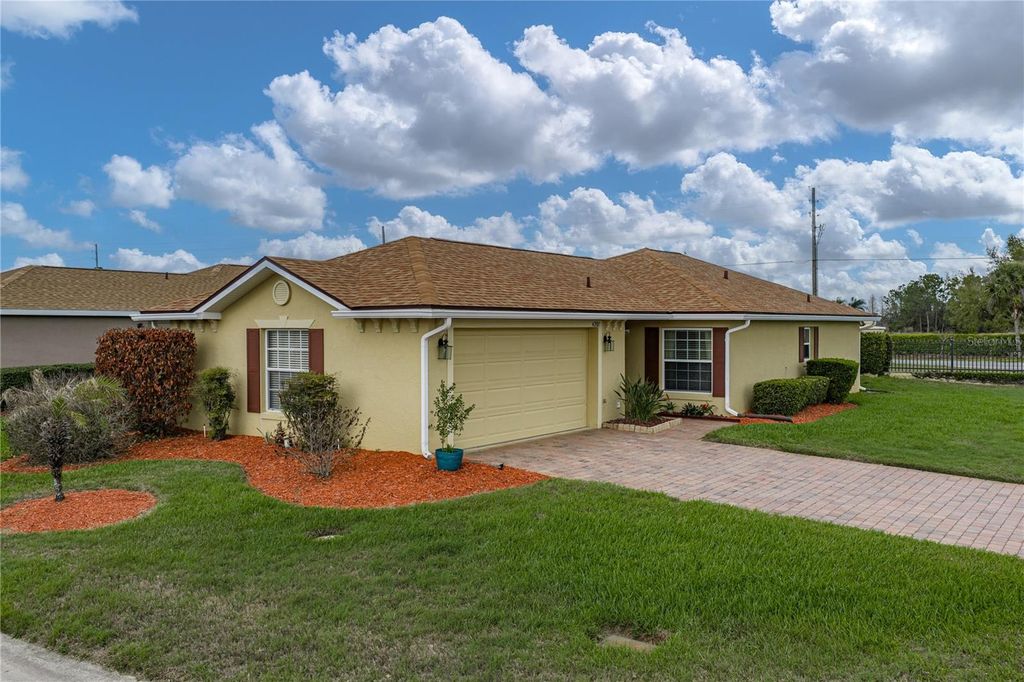 Image 3 of property listing at 4201 BERWICK DRIVE, Lake Wales, FL 33859