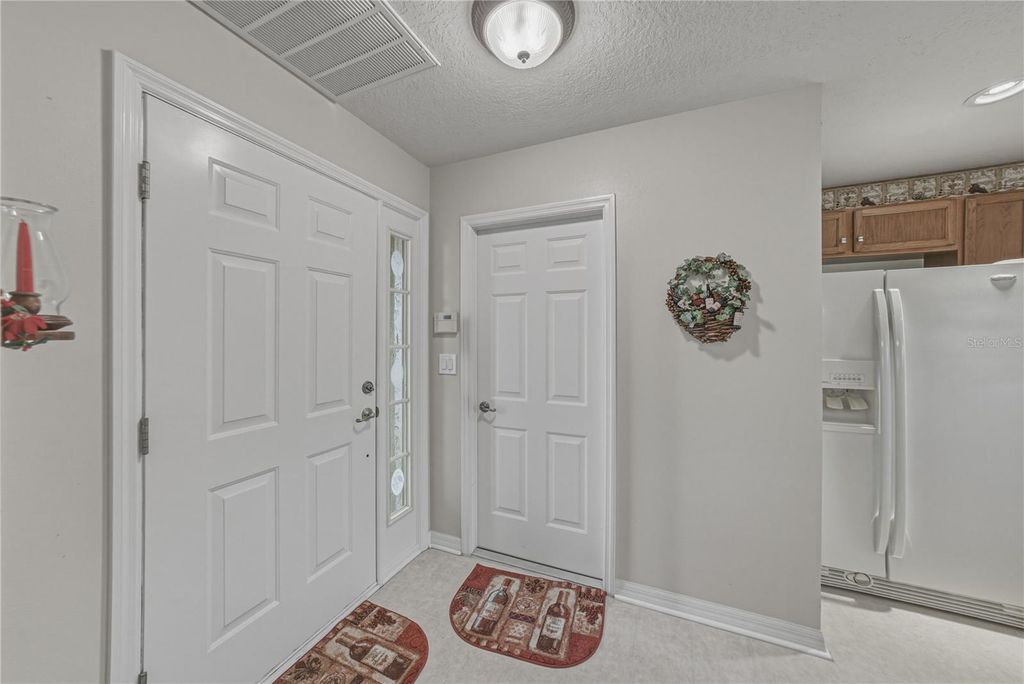 Image 8 of property listing at 4201 BERWICK DRIVE, Lake Wales, FL 33859