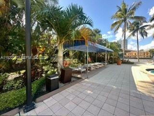 19390 Collins Avenue 414, Sunny Isles Beach, FL 33160