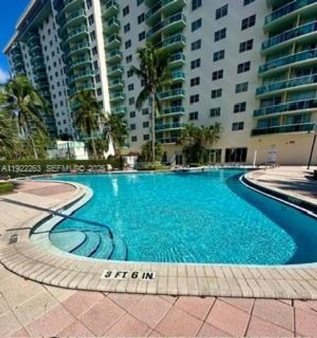 19390 Collins Avenue 414, Sunny Isles Beach, FL 33160