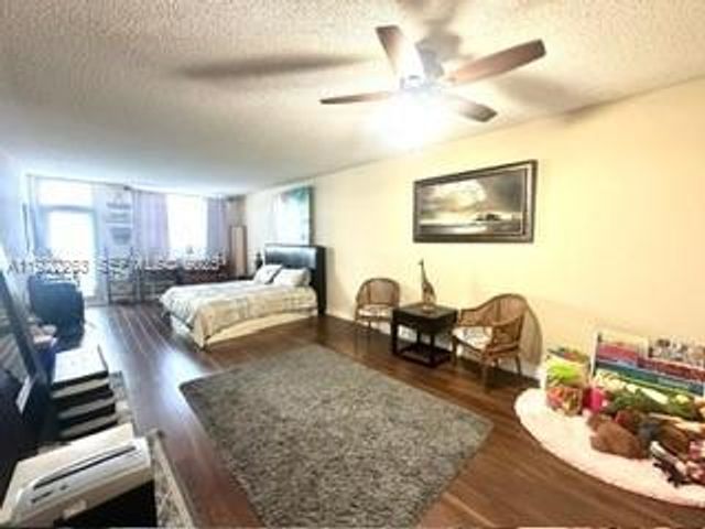 19390 Collins Avenue 414, Sunny Isles Beach, FL 33160