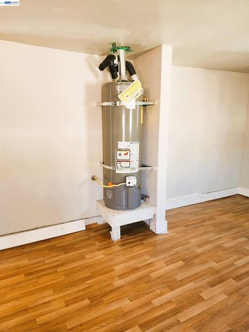 28 W Madill St, Antioch, CA 94509