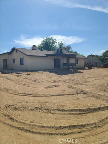 19014 Vine, Hesperia, CA 92345