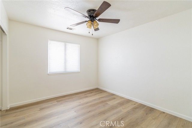 19014 Vine, Hesperia, CA 92345