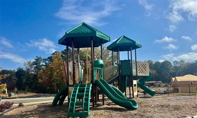 236 Fern Dale Drive, Fairburn, GA 30213