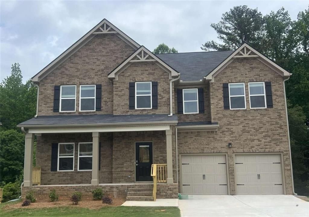 236 Fern Dale Drive, Fairburn, GA 30213