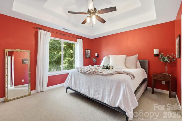2822 Carriage Crossing Drive, Matthews, NC 28105