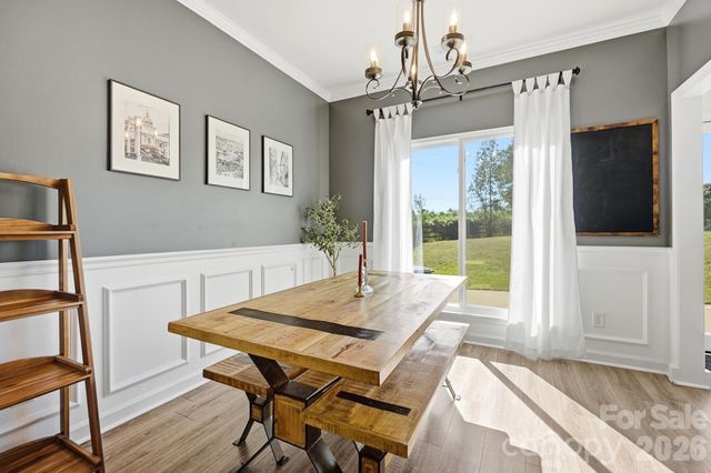 2822 Carriage Crossing Drive, Matthews, NC 28105