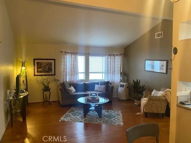 1432 West 227th Street 11, Torrance, CA 90501