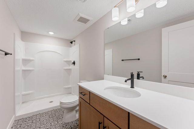 13721 Arrowhead Way, Rosemount, MN 55068