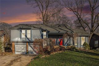 9029 Acuff Lane, Lenexa, KS 66215